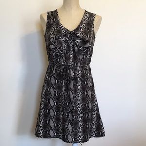 Speed Control Sleeveless Snake Skin Print Mini SzS